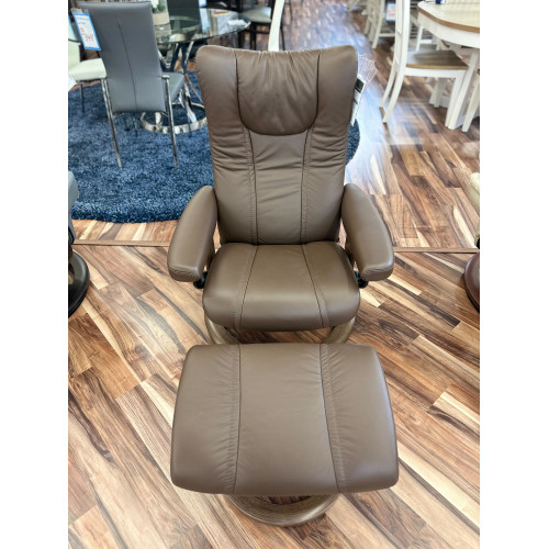 Stressless Wing Classic Base Paloma Chestnut (Small)
